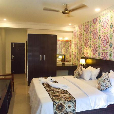 Don Hill Beach Resort Кандолим Экстерьер фото