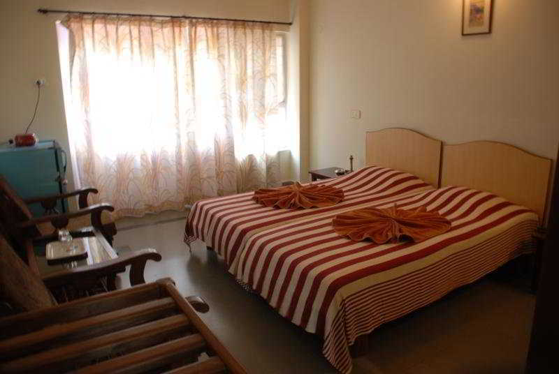 Don Hill Beach Resort Кандолим Экстерьер фото