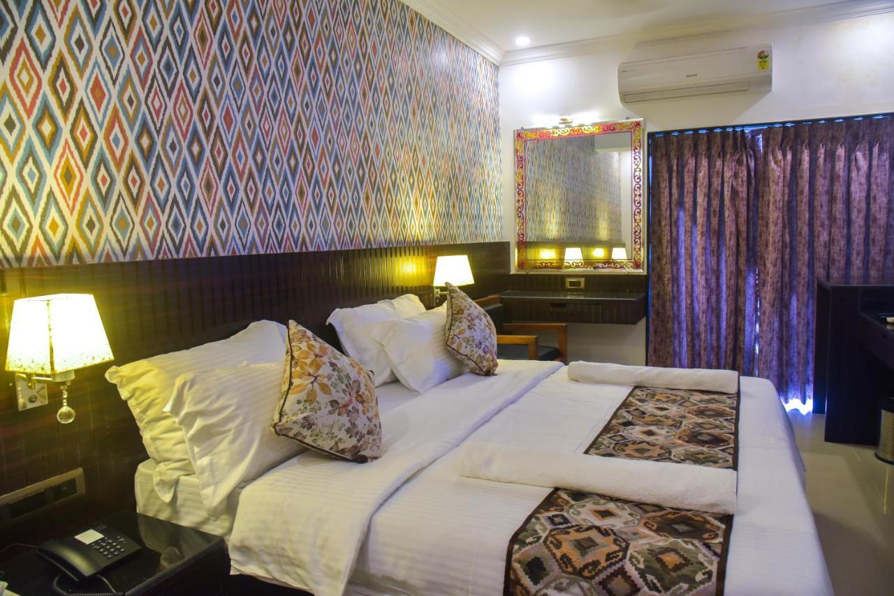 Don Hill Beach Resort Кандолим Экстерьер фото