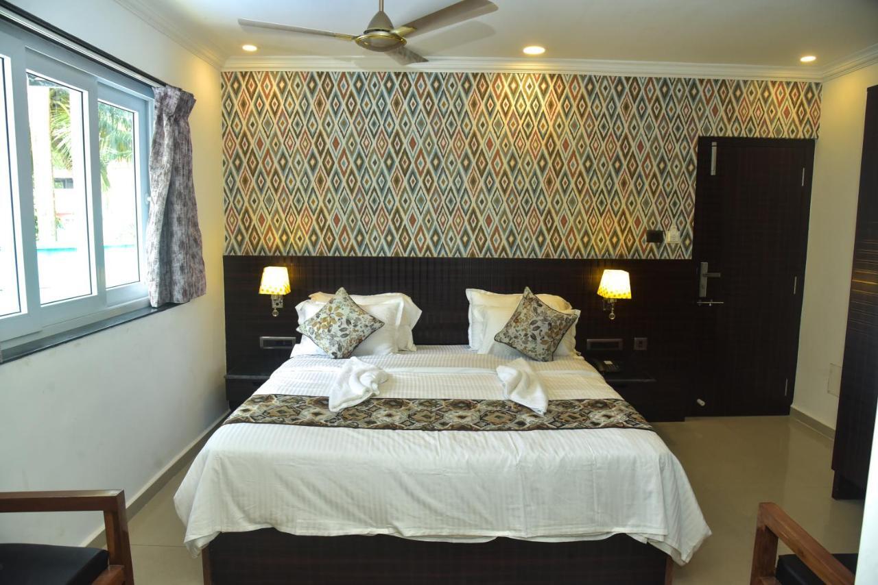 Don Hill Beach Resort Кандолим Экстерьер фото